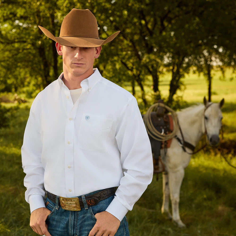 Ariat Wrinkle Free Solid Classic Fit Shirt Men