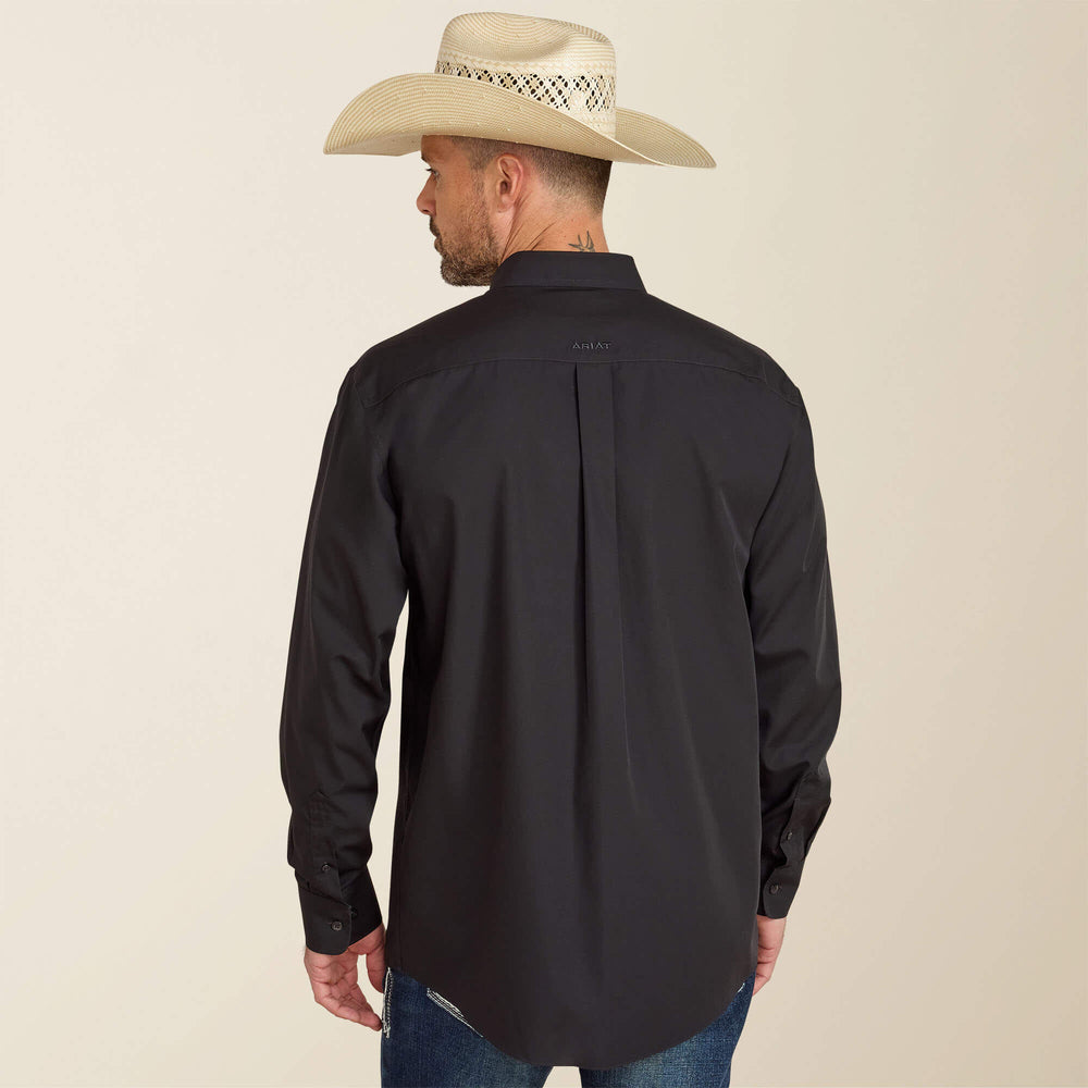 Ariat Wrinkle Free Solid Classic Fit Shirt Men