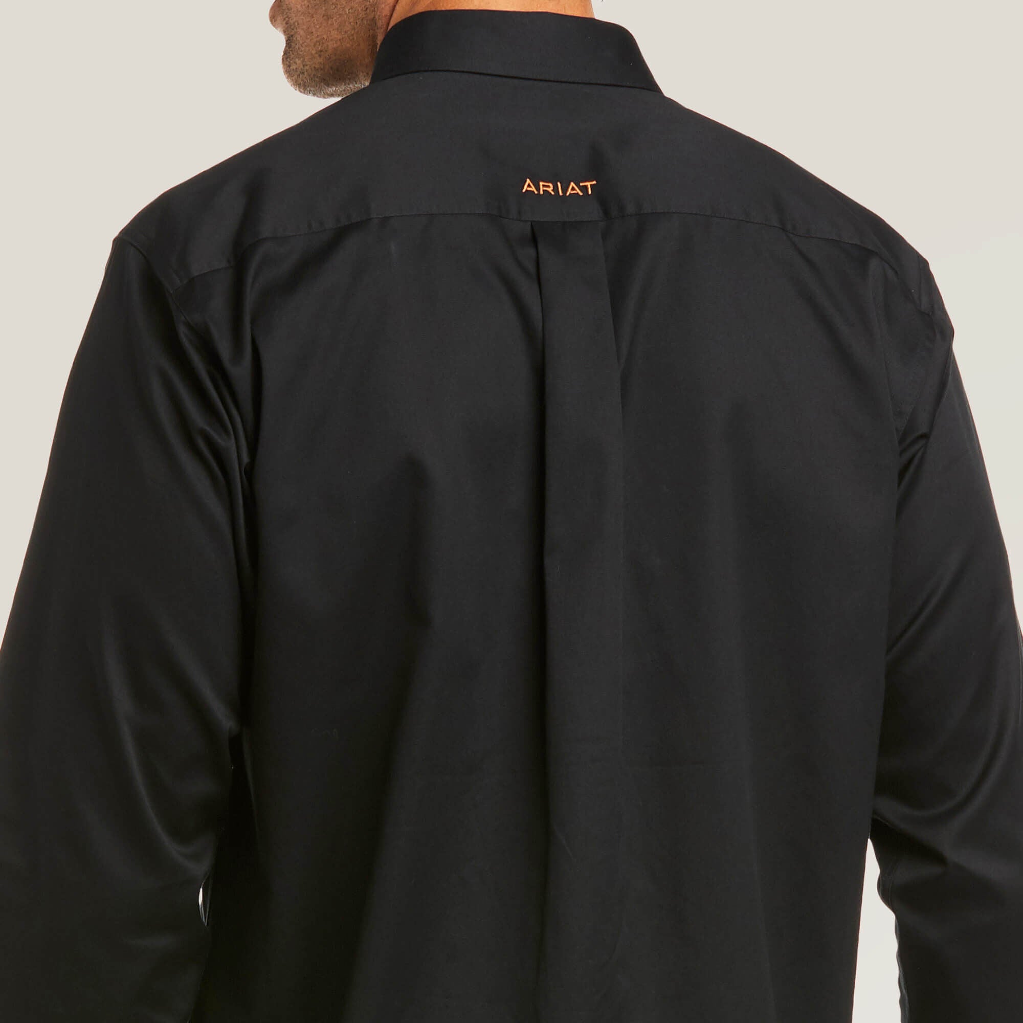Ariat Solid Twill Fitted Shirt Men