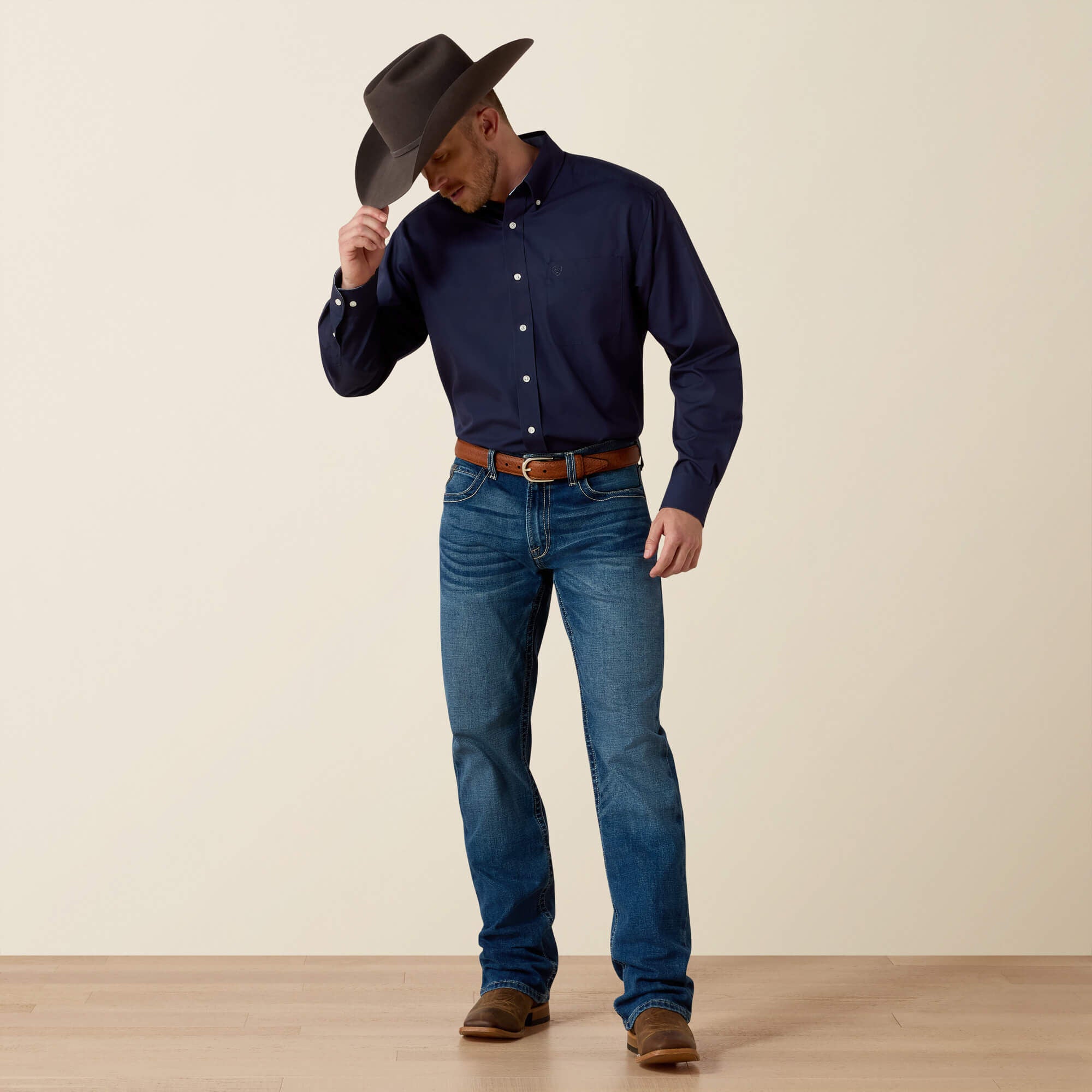 Ariat Wrinkle Free Solid Classic Fit Shirt Men