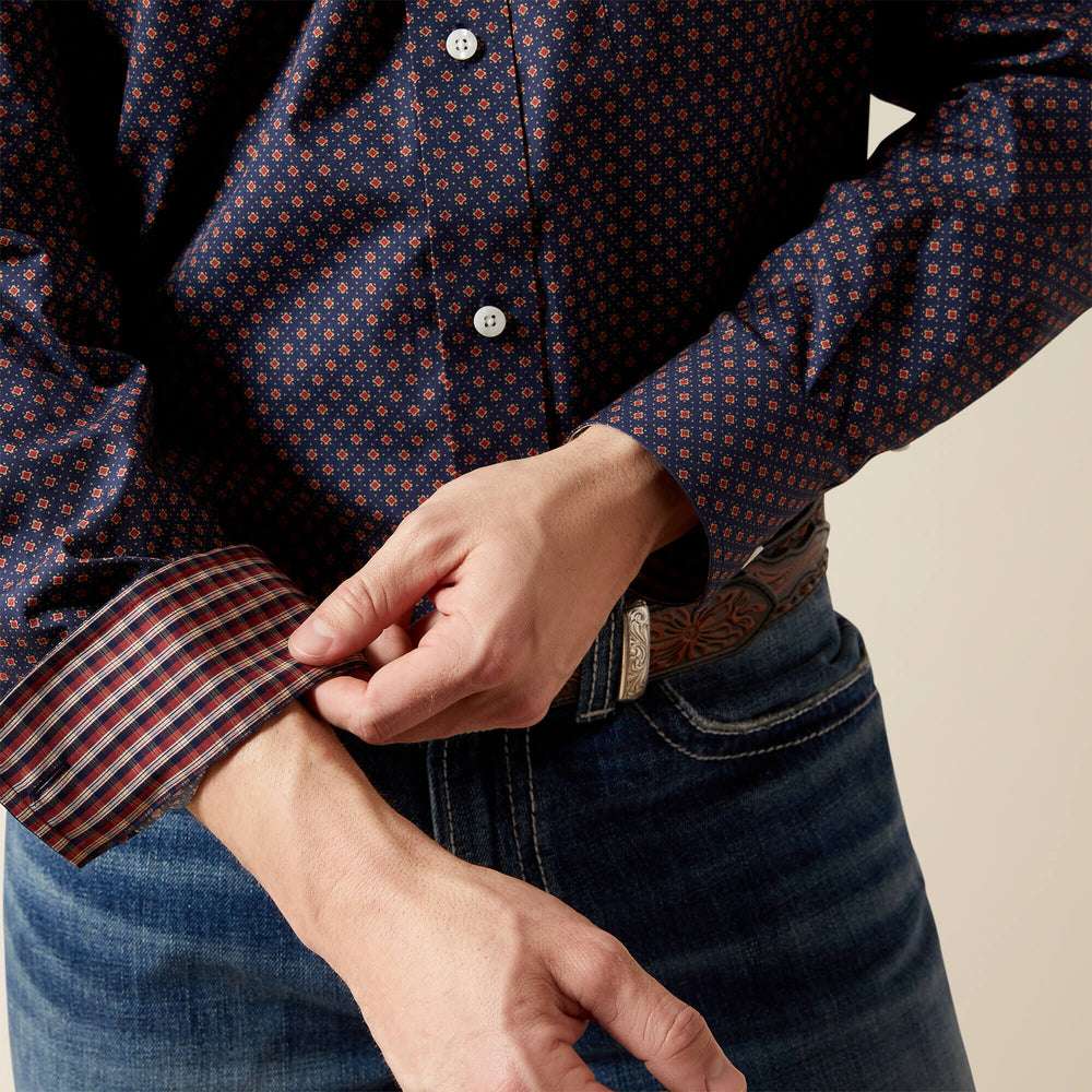 Ariat Wrinkle Free Briggs Classic Fit Shirt Men