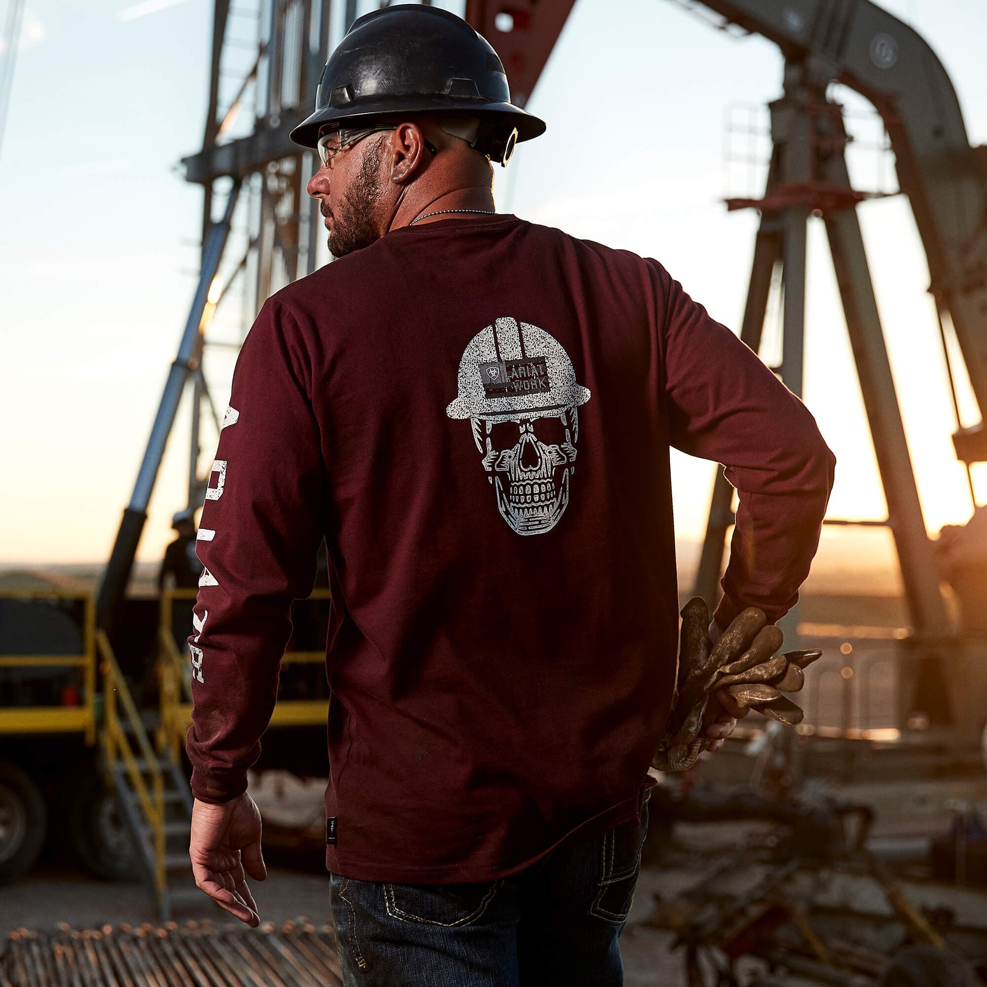 Ariat FR Roughneck Skull Logo T-Shirt Men