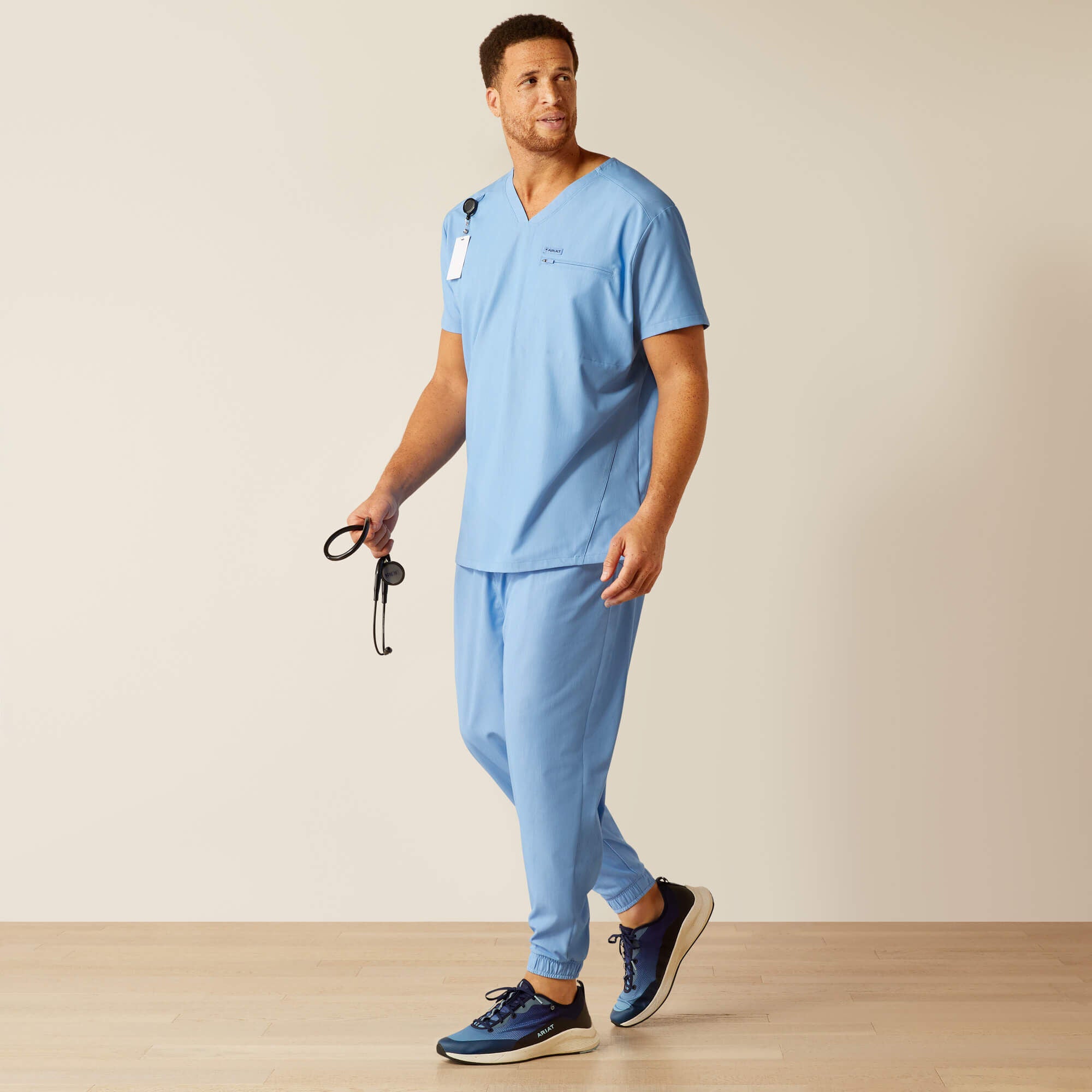Ariat Whitman Scrub Top Men