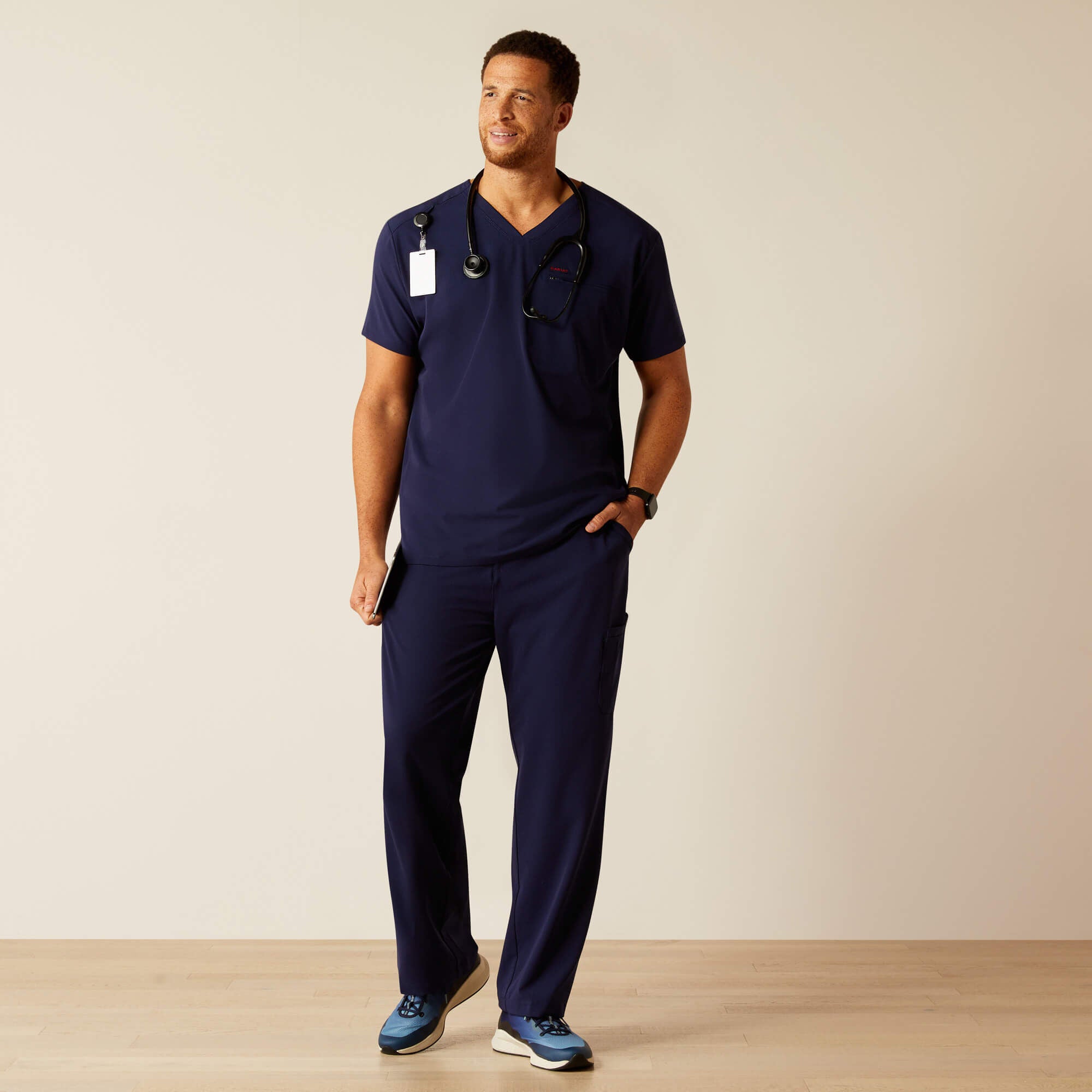Ariat Whitman Scrub Top Men