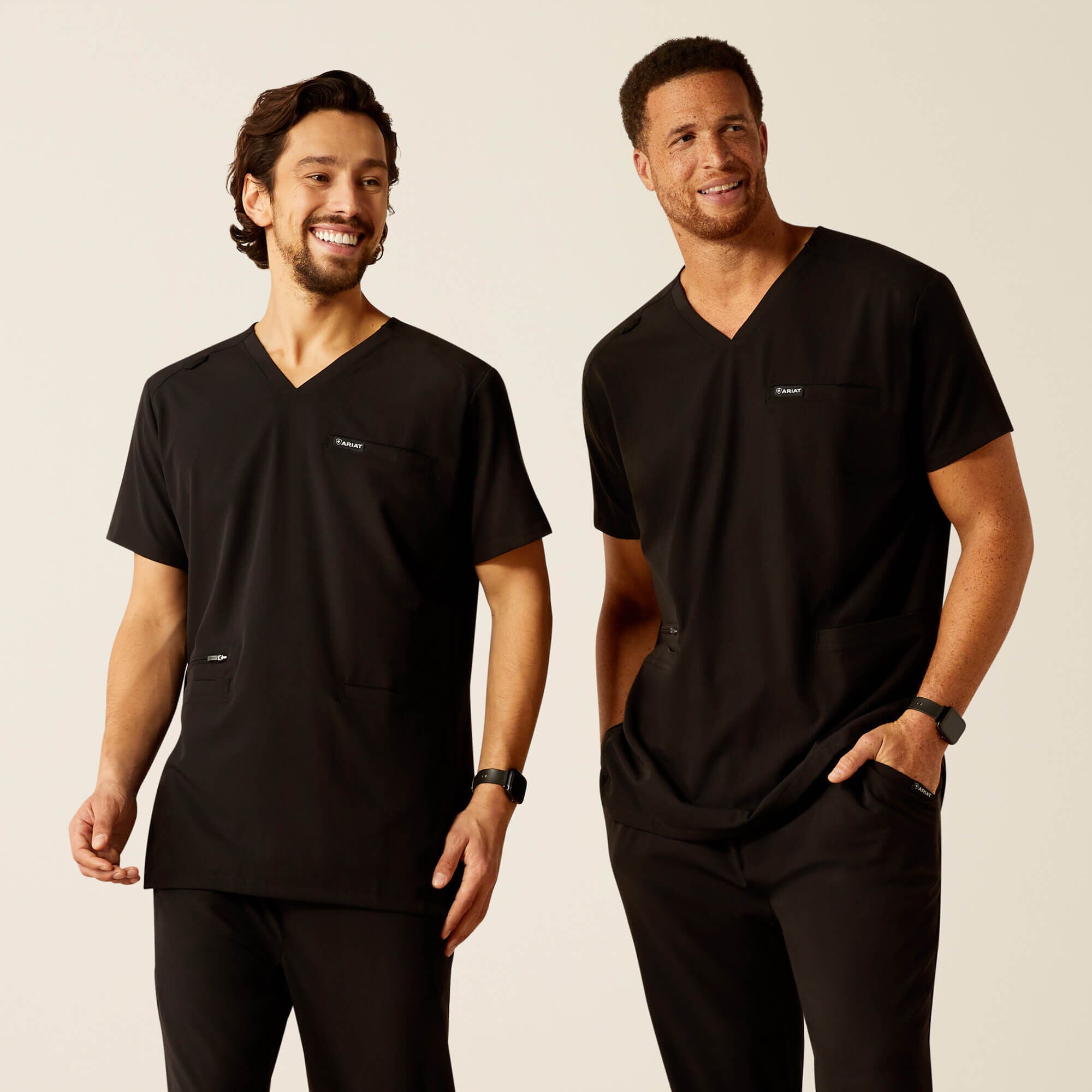 Ariat Derham 6 Pocket Scrub Top Men