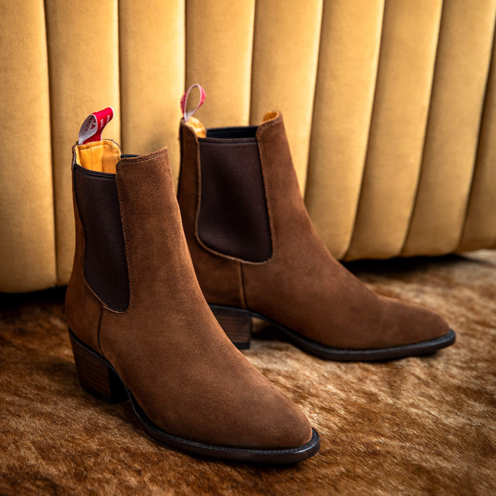 Ariat Bench Made Eleanor Almond Toe Chelsea Boot Women|Trends