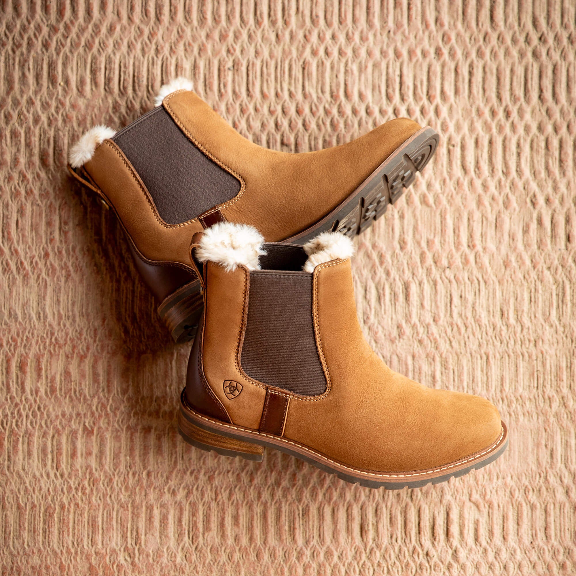 Ariat Wexford Sherpa Waterproof Chelsea Boot Women|Trends