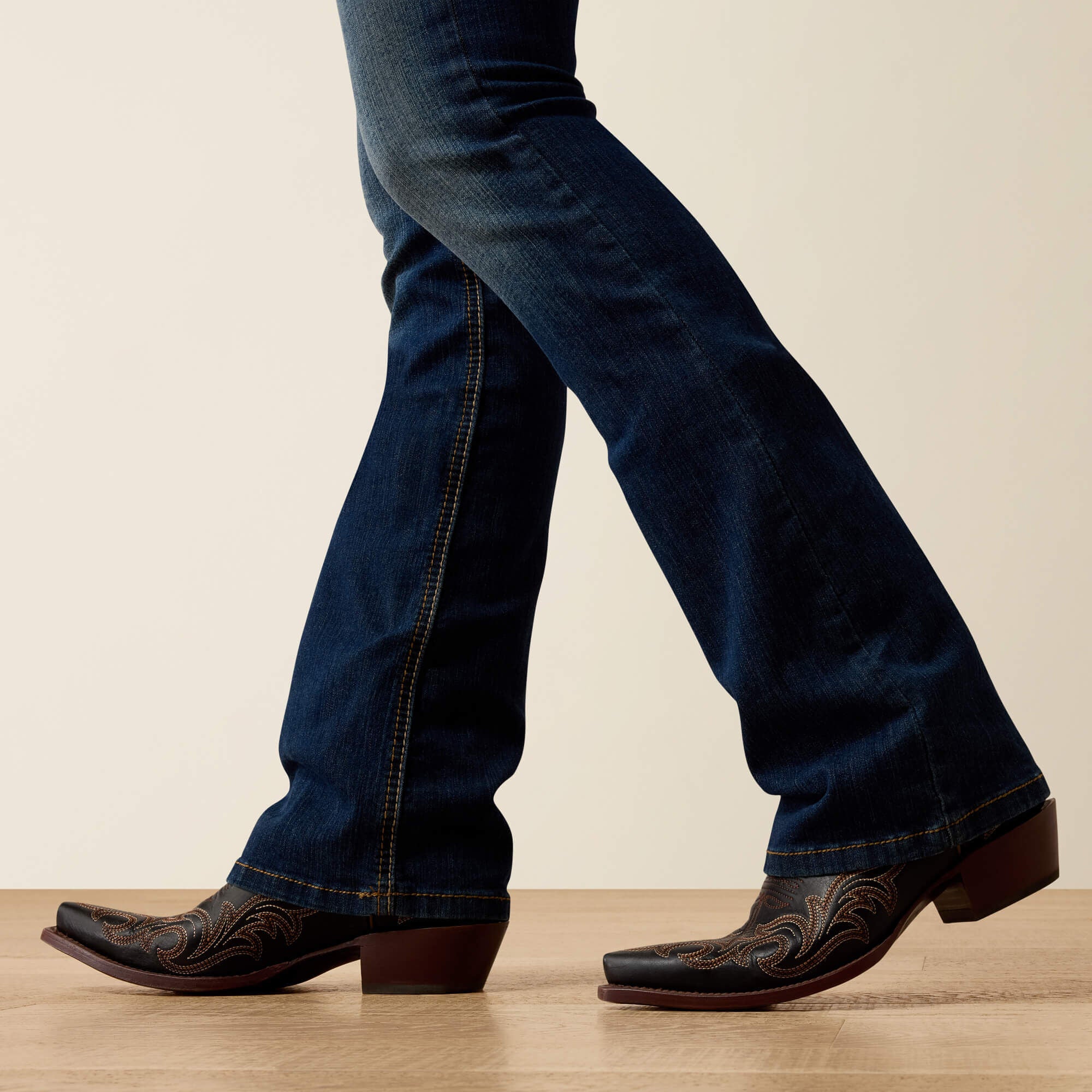 Ariat Perfect Rise Rosa Boot Cut Jeans Women|Trends