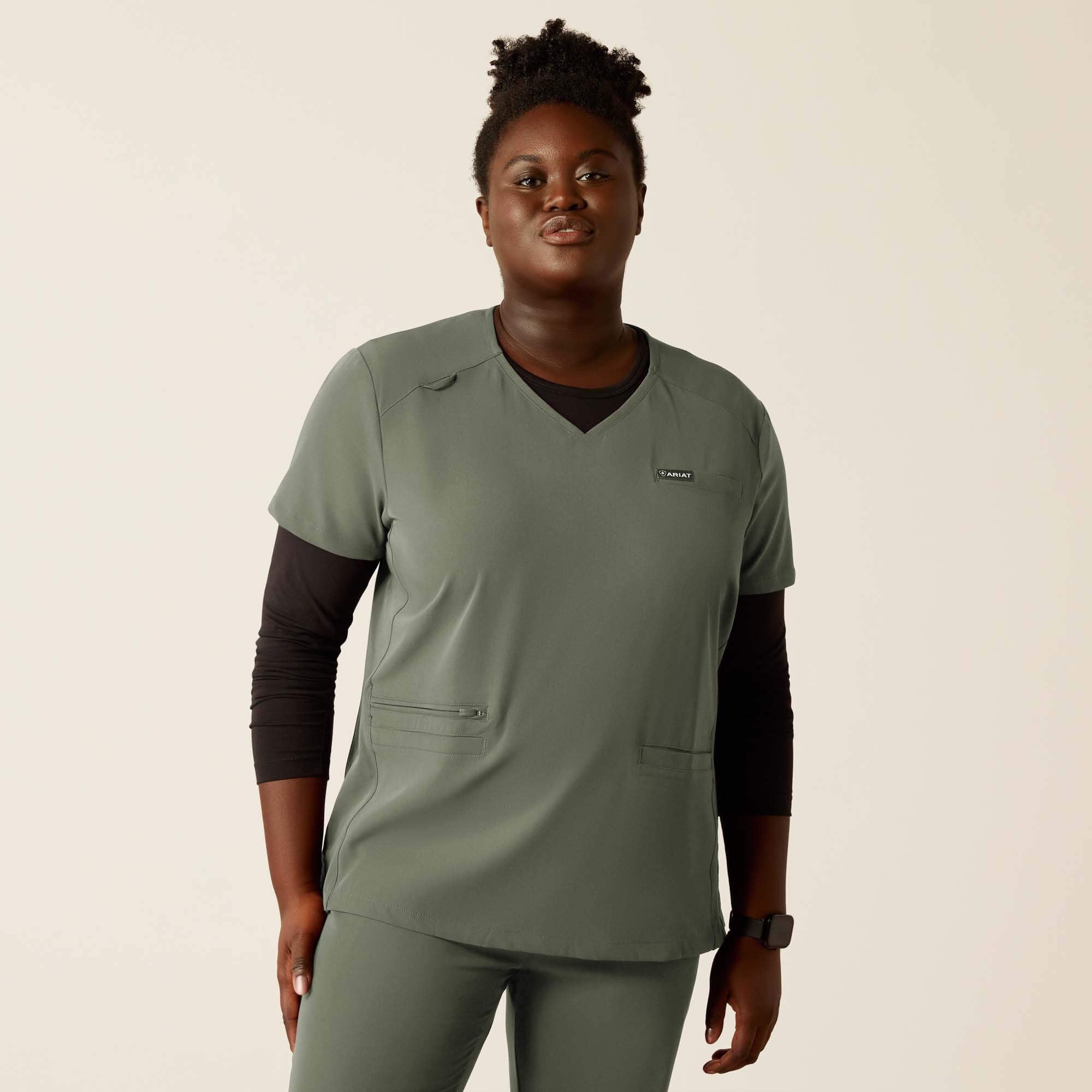 Ariat Clara 6 Pocket Scrub Top Women