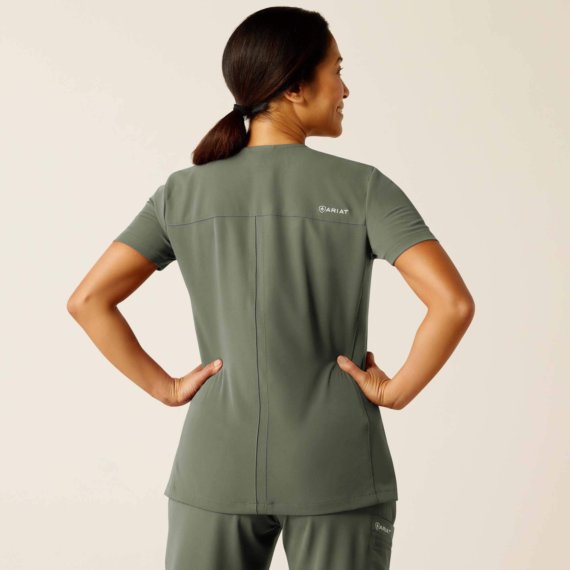 Ariat Clara 6 Pocket Scrub Top Women
