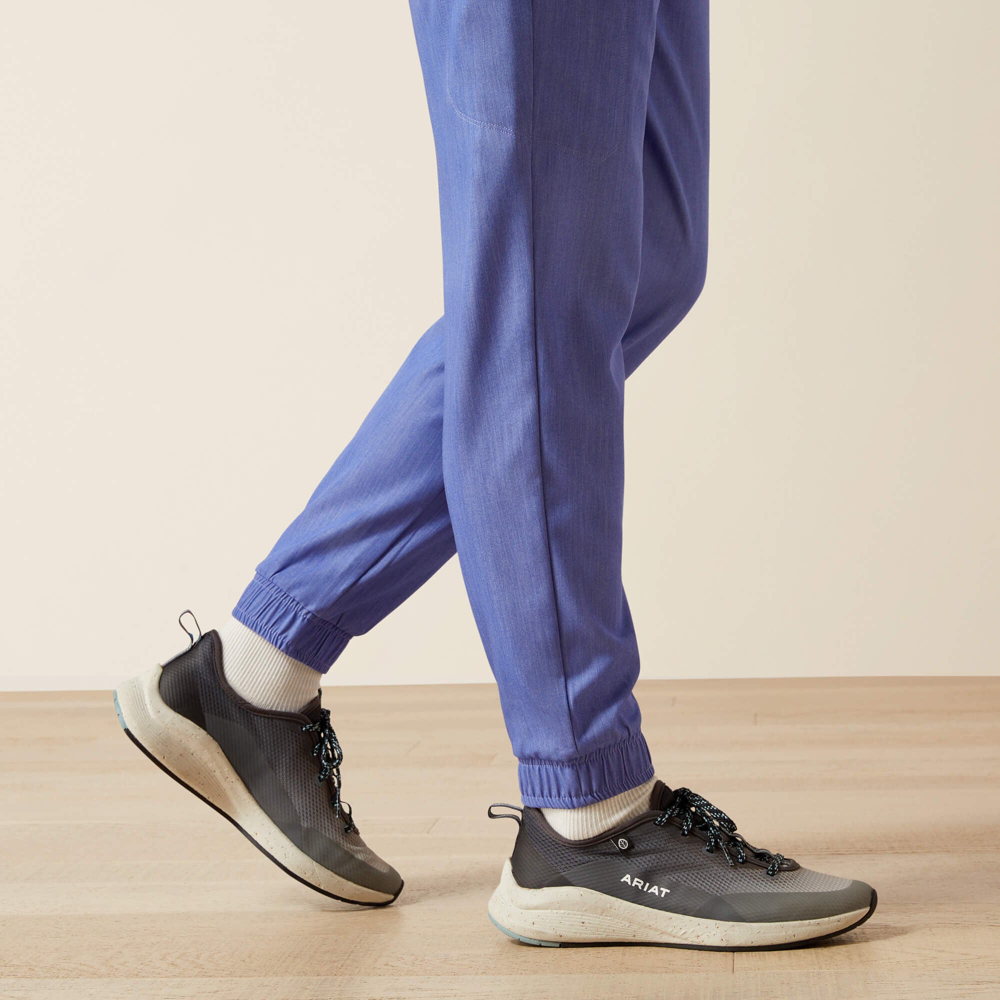 Ariat Blackwell Cargo Stretch Jogger Scrub Pant Women